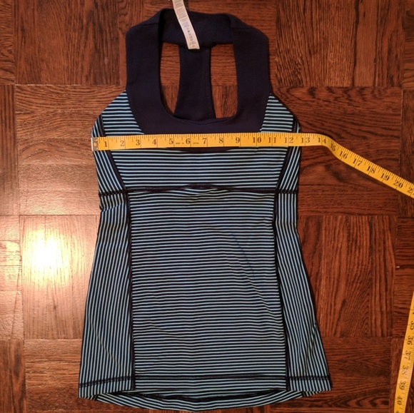 Lululemon Shelf Bra Tank - Picture 7 of 7